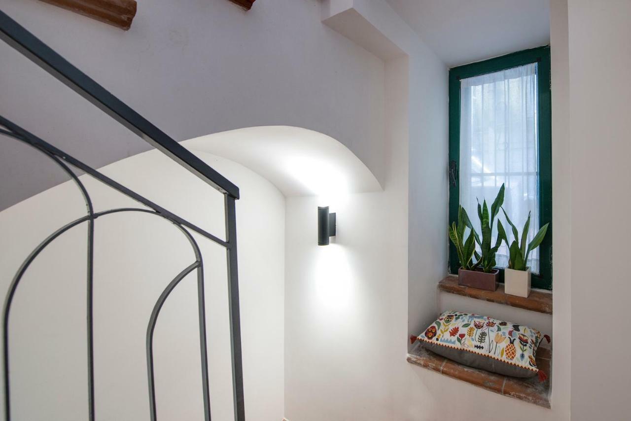 Le Terrazze Sul Cortile Daire Salerno Dış mekan fotoğraf