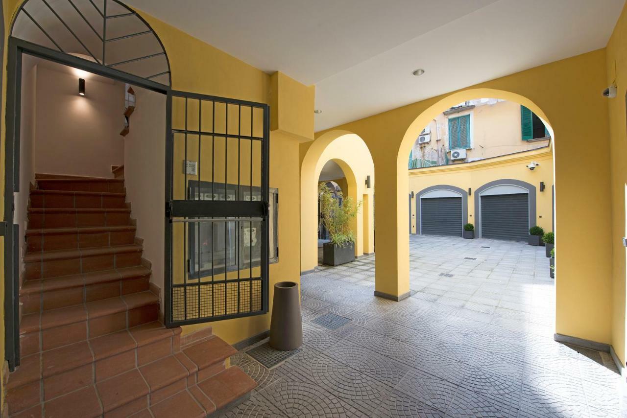Le Terrazze Sul Cortile Daire Salerno Dış mekan fotoğraf